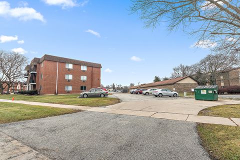 Tiny photo for 12620 S Alpine Drive #6, Alsip, IL 60803 (MLS # 12578528)