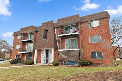 Photo of 12620 S Alpine Drive #6, Alsip, IL 60803 (MLS # 12578528)