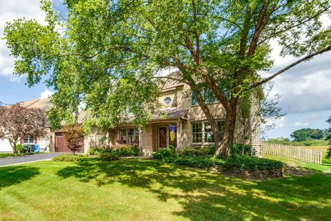 Tiny photo for 360 Ambria Drive, Mundelein, IL 60060 (MLS # 12462153)