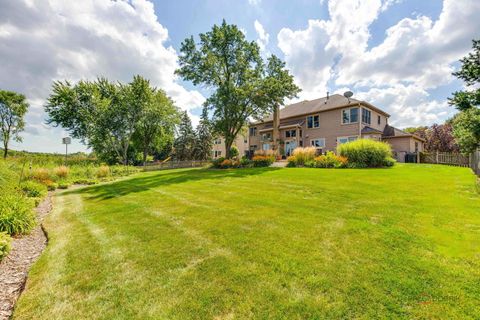 Tiny photo for 360 Ambria Drive, Mundelein, IL 60060 (MLS # 12462153)