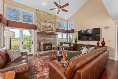 Tiny photo for 360 Ambria Drive, Mundelein, IL 60060 (MLS # 12462153)