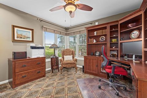 Tiny photo for 360 Ambria Drive, Mundelein, IL 60060 (MLS # 12462153)