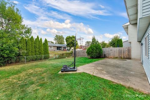 Tiny photo for 1366 INVERNESS Drive #0, Elgin, IL 60120 (MLS # 12490854)