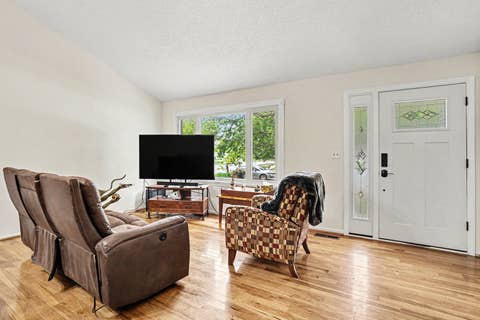 Tiny photo for 1132 Wishing Well Lane, Naperville, IL 60564 (MLS # 12666592)