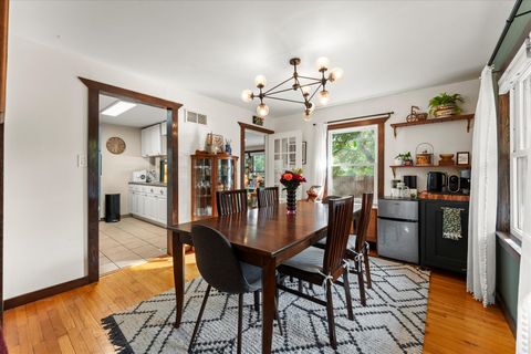 Tiny photo for 1302 W Clark Street, Champaign, IL 61821 (MLS # 12474363)