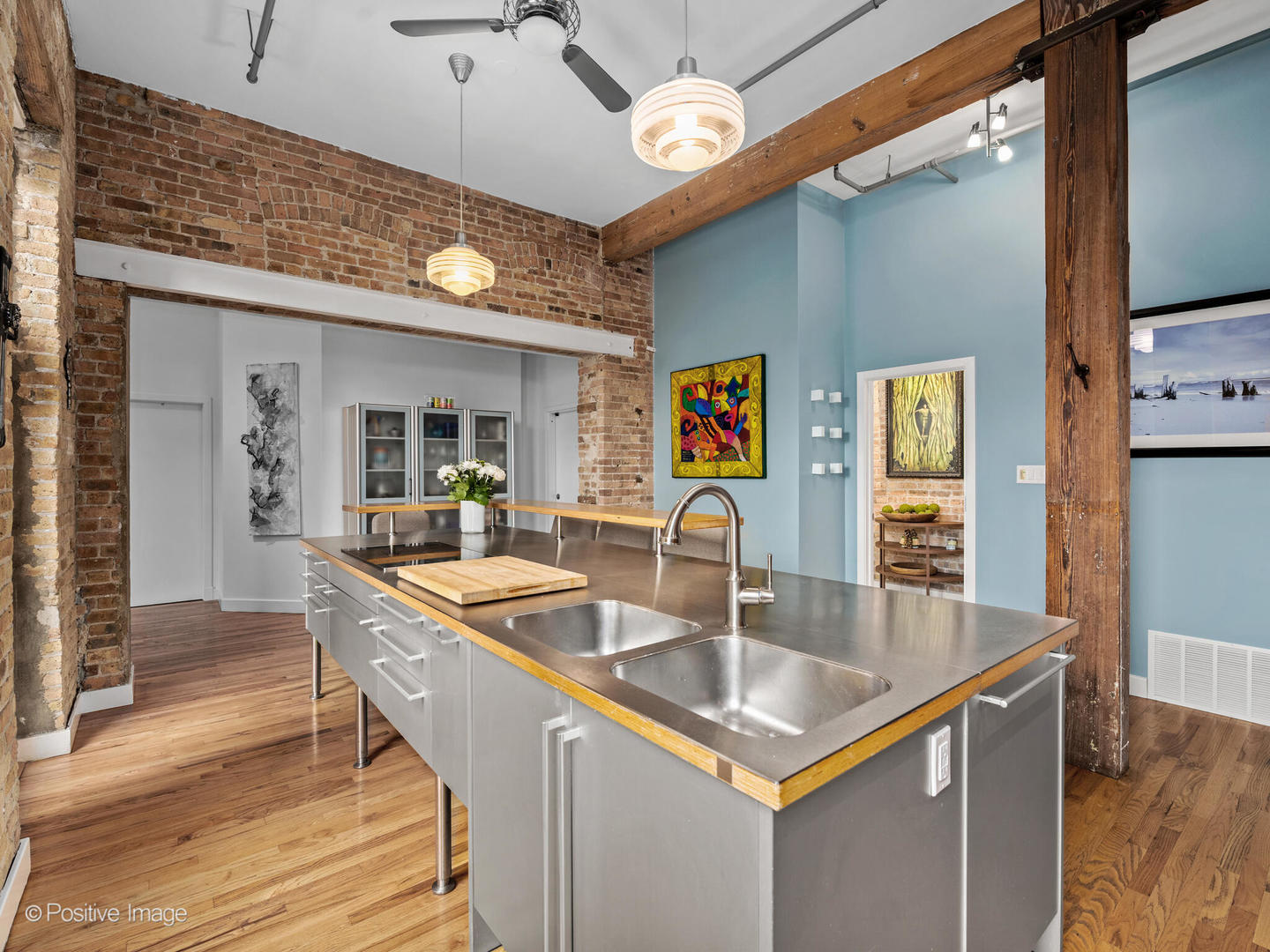 2035 W Charleston Street 205