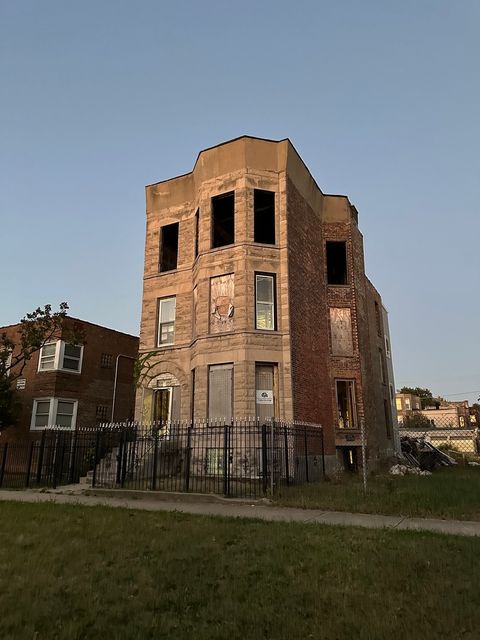 Photo of 5813 S Wabash Avenue, Chicago, IL 60637 (MLS # 12499792)