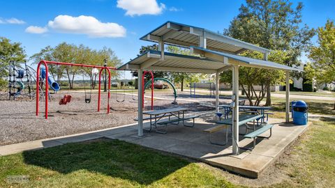 Tiny photo for 2804 Turnberry Drive, Ottawa, IL 61350 (MLS # 12510497)