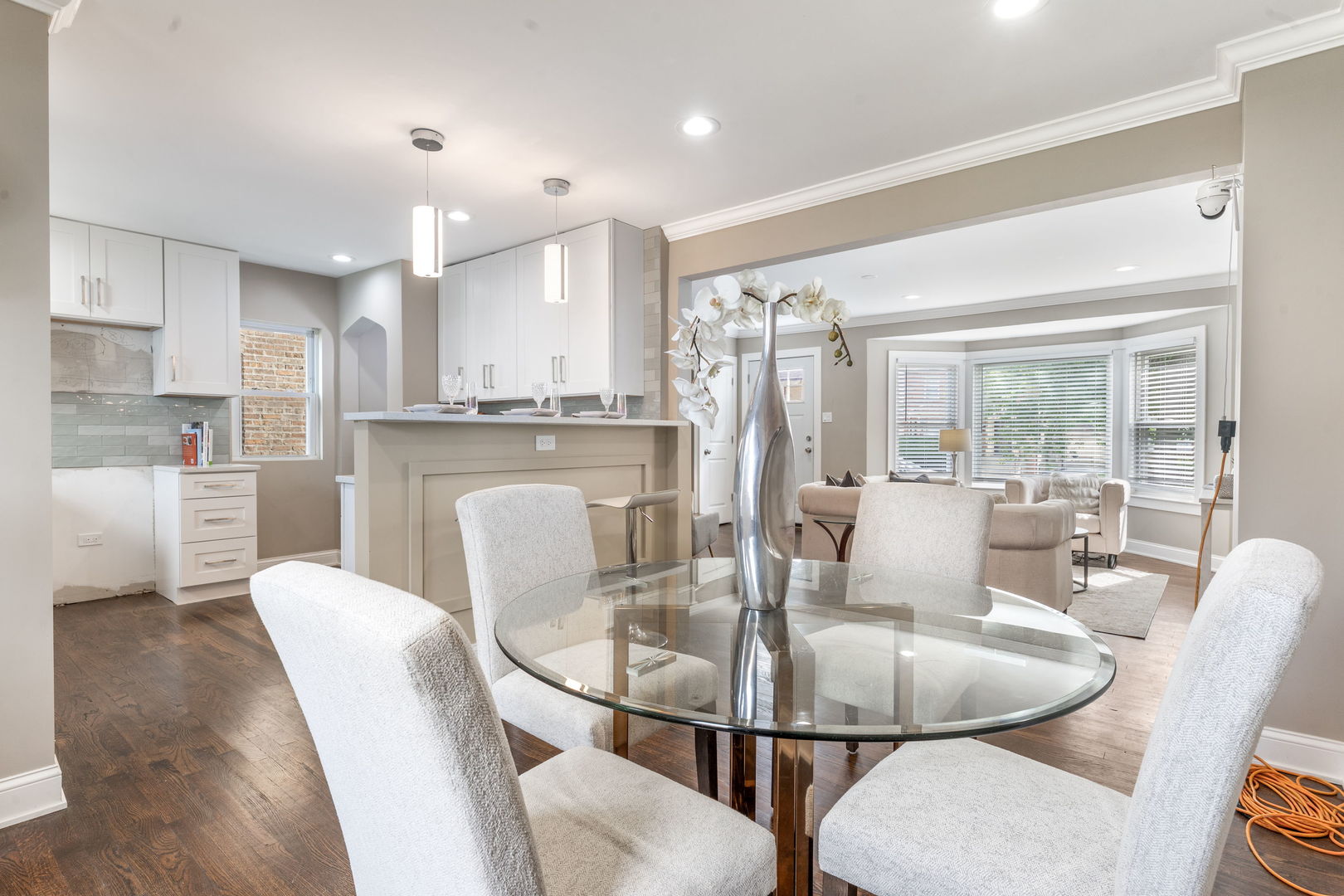 9332 S Bishop Street