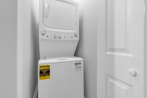 Tiny photo for 1154 N Kedzie Avenue #402, Chicago, IL 60651 (MLS # 12564244)