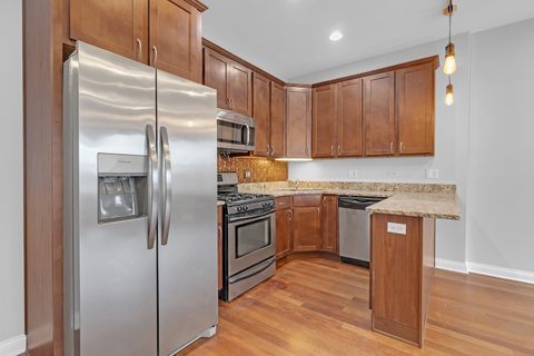 Tiny photo for 1154 N Kedzie Avenue #402, Chicago, IL 60651 (MLS # 12564244)