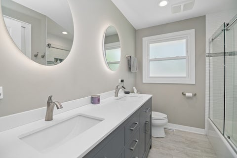 Tiny photo for 7416 S Octavia Avenue, Bridgeview, IL 60455 (MLS # 12785334)
