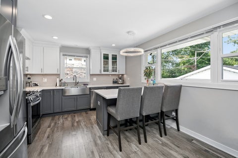 Tiny photo for 7416 S Octavia Avenue, Bridgeview, IL 60455 (MLS # 12785334)