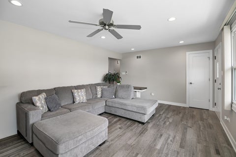 Tiny photo for 7416 S Octavia Avenue, Bridgeview, IL 60455 (MLS # 12785334)
