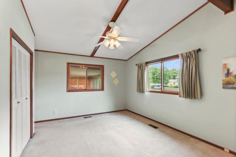 Tiny photo for 33113 N Cove Road, Grayslake, IL 60030 (MLS # 12479334)