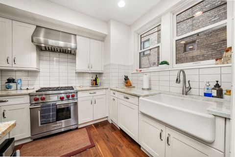 Tiny photo for 500 W BARRY Avenue #2E, Chicago, IL 60657 (MLS # 12515167)