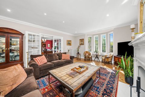 Tiny photo for 500 W BARRY Avenue #2E, Chicago, IL 60657 (MLS # 12515167)