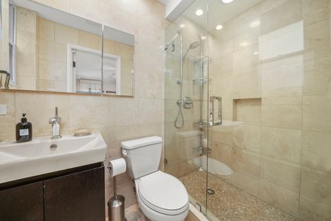 Tiny photo for 500 W BARRY Avenue #2E, Chicago, IL 60657 (MLS # 12515167)
