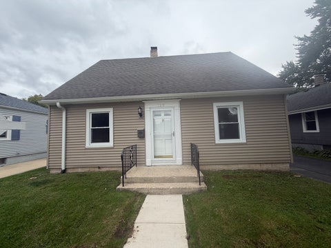Photo of 129 S Dubois Avenue, Elgin, IL 60123 (MLS # 12766258)