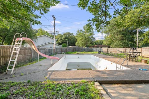 Tiny photo for 1810 15TH Street, Silvis, IL 61282 (MLS # 12732339)