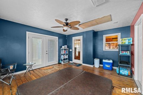 Tiny photo for 1115 35TH Avenue Court, East Moline, IL 61244 (MLS # QC4268971)