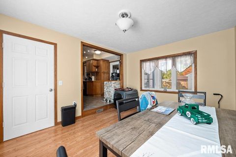 Tiny photo for 1115 35TH Avenue Court, East Moline, IL 61244 (MLS # QC4268971)