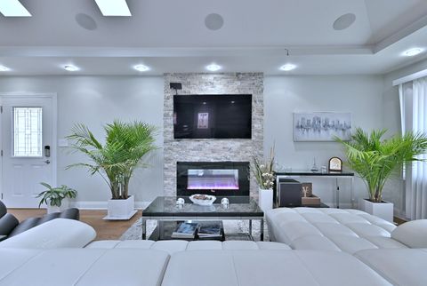 Tiny photo for 575 Bedford Lane, Des Plaines, IL 60016 (MLS # 12534439)