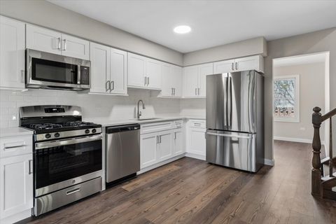 Tiny photo for 9 Red Bud Court, Bolingbrook, IL 60490 (MLS # 12625470)