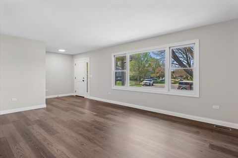 Tiny photo for 9 Red Bud Court, Bolingbrook, IL 60490 (MLS # 12625470)