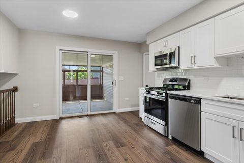 Tiny photo for 9 Red Bud Court, Bolingbrook, IL 60490 (MLS # 12625470)