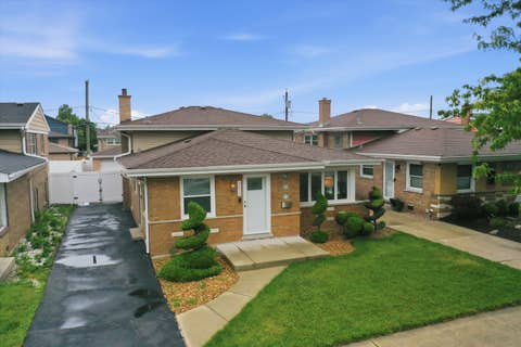 Tiny photo for 8638 S Keeler Avenue, Chicago, IL 60652 (MLS # 12669440)