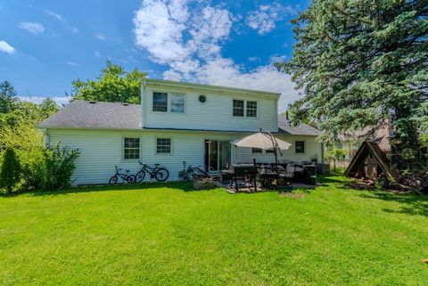 Tiny photo for 680 Indian Spring Lane, Buffalo Grove, IL 60089 (MLS # 12657712)