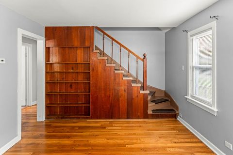 Tiny photo for 2631 W 97th Place, Evergreen Park, IL 60805 (MLS # 12503301)