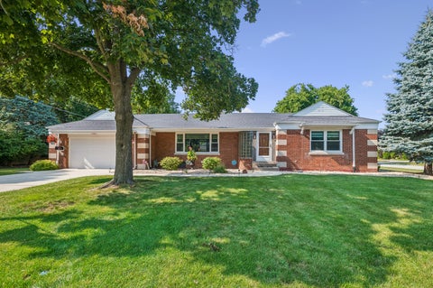 Photo of 1432 Robinhood Lane, La Grange Park, IL 60526 (MLS # 12716031)