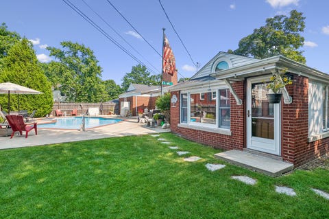 Tiny photo for 1432 Robinhood Lane, La Grange Park, IL 60526 (MLS # 12716031)