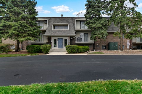Photo of 228 E Bailey Road #A, Naperville, IL 60565 (MLS # 12744079)