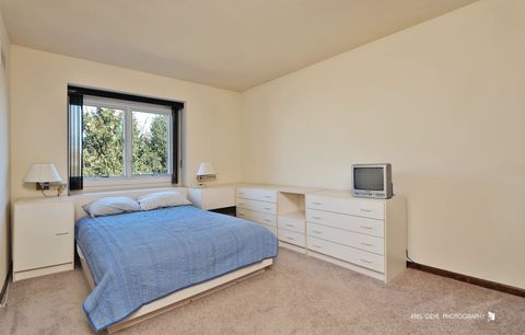 Tiny photo for 1857 Willowview Terrace, Northfield, IL 60093 (MLS # 12510663)