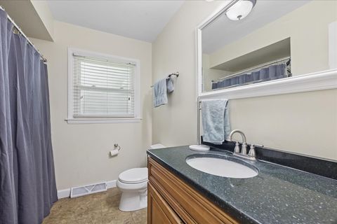 Tiny photo for 812 Cassie Drive, Joliet, IL 60435 (MLS # 12447491)