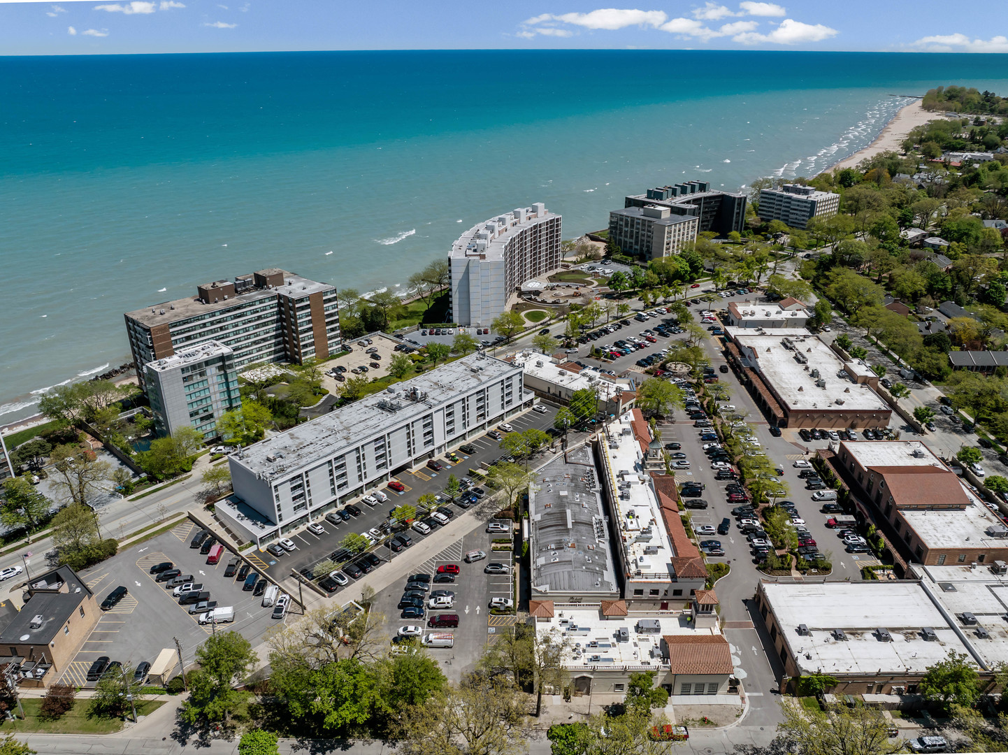 1625 Sheridan Road 206