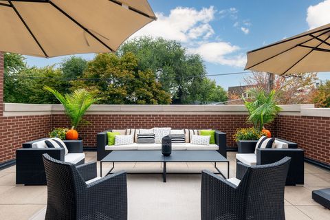 Tiny photo for 2217 N Clybourn Avenue, Chicago, IL 60614 (MLS # 12545922)