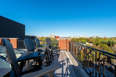 Tiny photo for 2217 N Clybourn Avenue, Chicago, IL 60614 (MLS # 12545922)