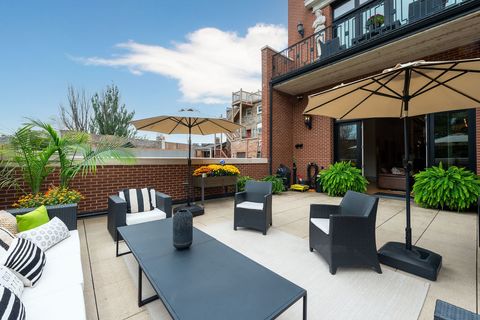 Tiny photo for 2217 N Clybourn Avenue, Chicago, IL 60614 (MLS # 12545922)