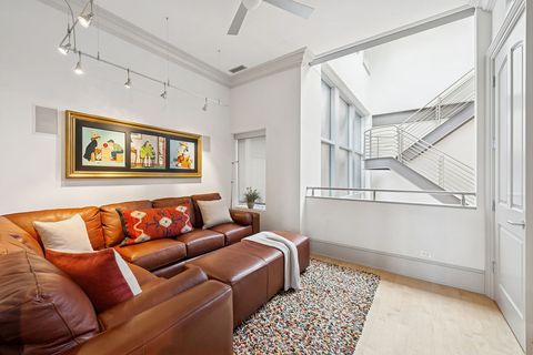 Tiny photo for 2217 N Clybourn Avenue, Chicago, IL 60614 (MLS # 12545922)