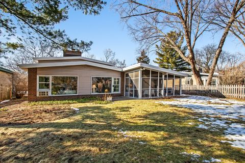 Tiny photo for 9337 Lincolnwood Drive, Evanston, IL 60203 (MLS # 12577624)