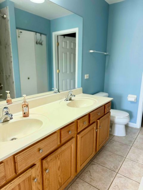 Tiny photo for 2345 Foxmoor Lane, Aurora, IL 60502 (MLS # 12454385)