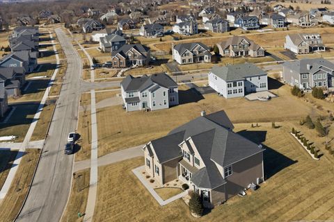 Tiny photo for 2617 Barker Drive, Batavia, IL 60510 (MLS # 12570833)