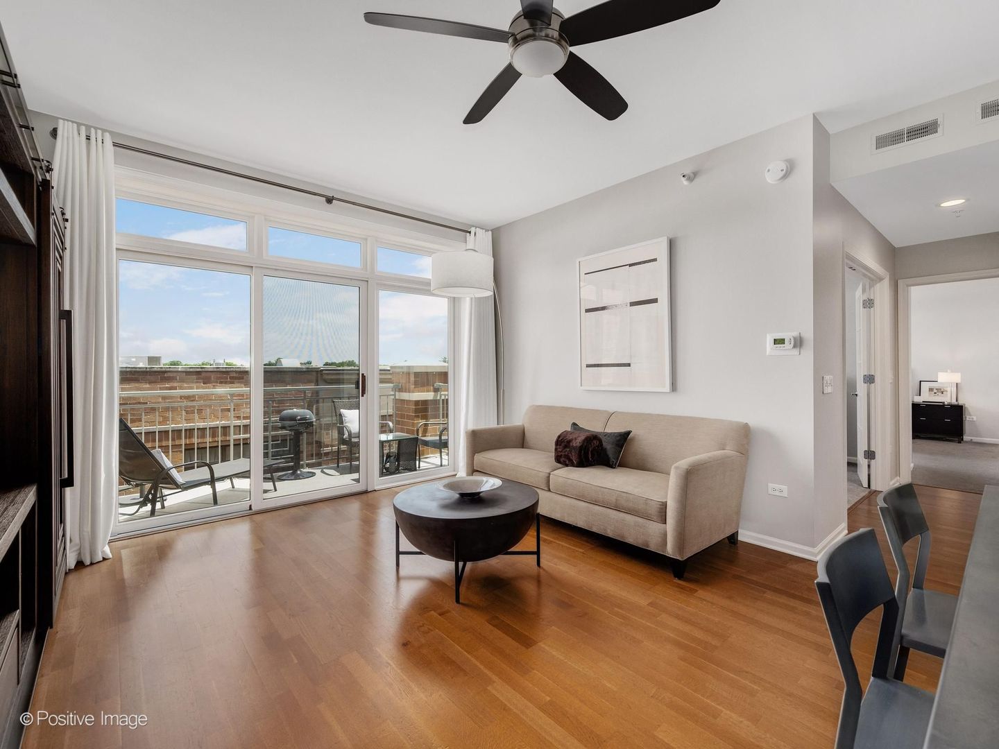 1 S Lincoln Avenue 410