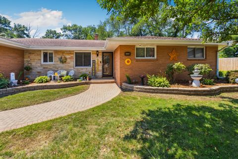 Tiny photo for 1934 Philip Drive, Dixon, IL 61021 (MLS # 12503214)