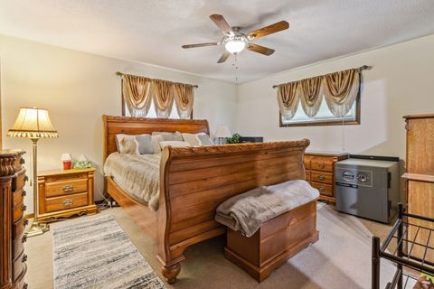 Tiny photo for 1934 Philip Drive, Dixon, IL 61021 (MLS # 12503214)