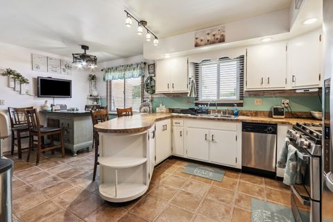 Tiny photo for 1934 Philip Drive, Dixon, IL 61021 (MLS # 12503214)